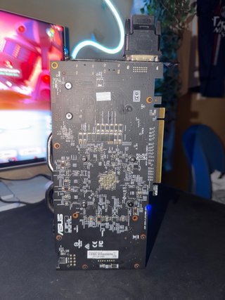 Tarjeta Gráfica ASUS Radeon RX 570 4GB
