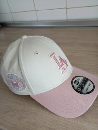 Gorra New Era LA Beige y Rosa
