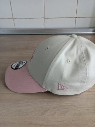 Gorra New Era LA Beige y Rosa