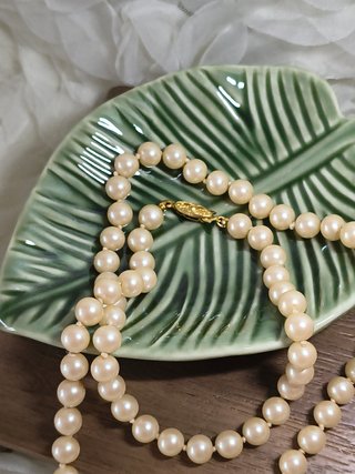 Collar de perlas vintage grabado "JAPAN"
