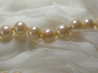 Collar de perlas vintage grabado "JAPAN"