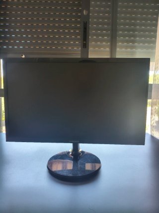 PC gaming + monitor 22" + cascos hyperx incluidos