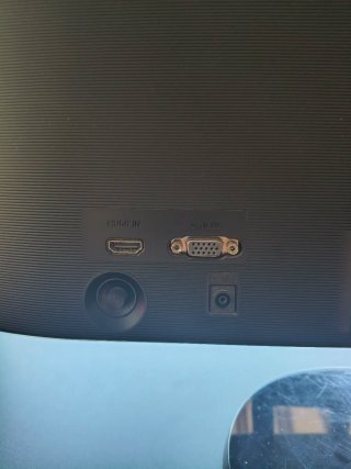 PC gaming + monitor 22" + cascos hyperx incluidos