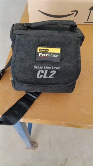 Nivel Láser con Trípode y Bolsa