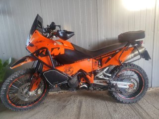 KTM 950 Adventure - Edición Limitada