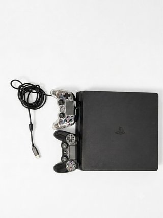 PS4 Pro + 2 Mandos + Juegos