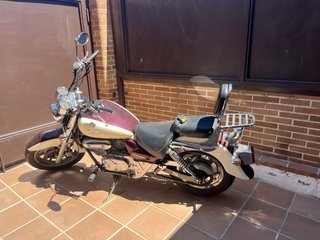 Hyosung Aquila 250 Cruiser Negro/blanco
