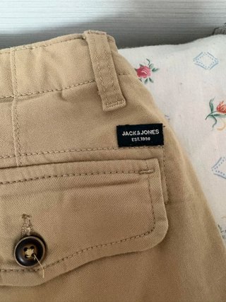 Pantalón cargo Jack and Jones