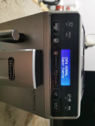 Cafetera DeLonghi Auténtica Cappuccino