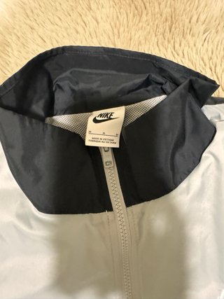 Chaqueta Nike Negra y Gris