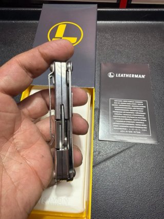 Alicate Multiusos Leatherman