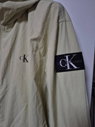 Chaqueta Calvin Klein Jeans Amarilla