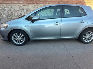 Toyota Auris 2009
