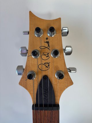PRS CE 22 20th anniversary (2006)negra con maletín