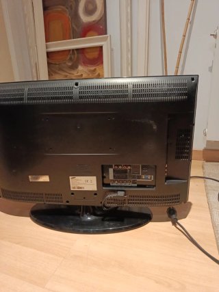 Televisión Samsung 26" Negra