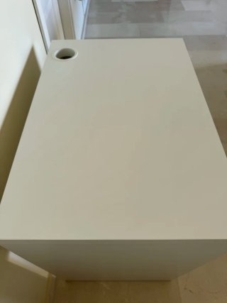 Escritorio IKEA MICKE blanco 73x50 cm