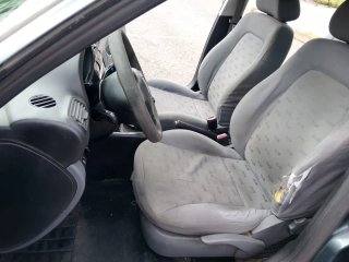 SEAT Leon 2000