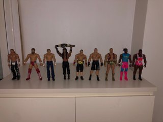 Lote de figuras de WWE 25 muñecos aprox. -usados