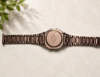 Reloj Casio Digital Negro y Plateado