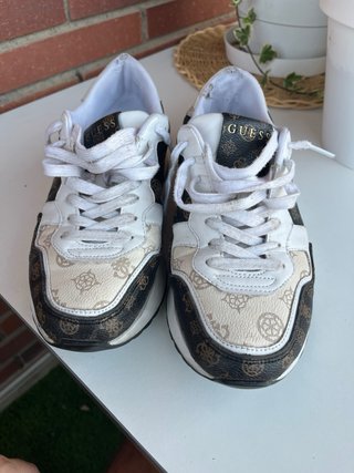 Zapatillas Guess Talla 41