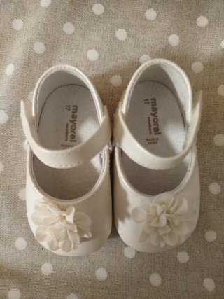 Zapatos de bebe de ceremonia de Mayoral