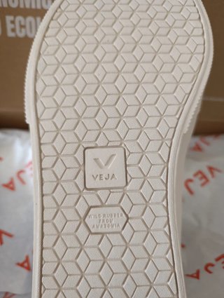 Sapatilhas Veja 42