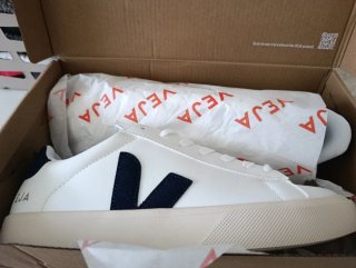 Sapatilhas Veja 42