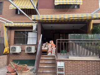 2 toldos para patio con estructura mas laterales
