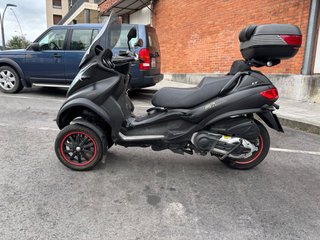 Piaggio MP3 500 Sport Maxi Scooter