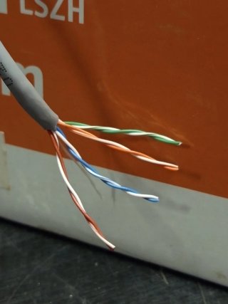 Cable Red UTP ViasCom CAT6 124m LSZH