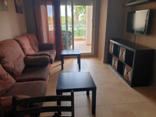 CAMBIO O VENDO APARTAMENTO EN 1 LINEA DE PLAYA