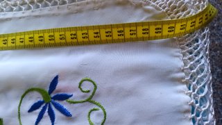 Mantón grande bordado floral blanco