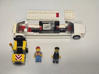 Lego City 60102 - 2 Coches Aeropuerto Servicio VIP
