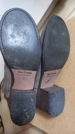 Stivali in pelle suede taupe 37