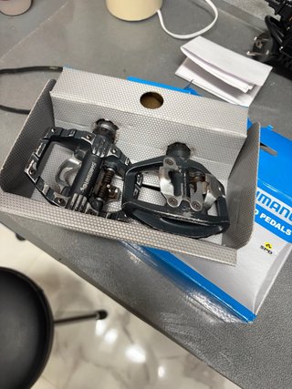 Pedales mixtos Shimano MTB calas SPD