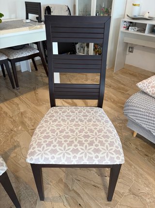 Juego de 4 sillas de comedor tapizadas