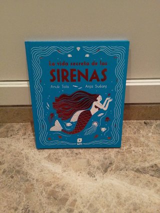 Libro Nuevo La vida secreta de las sirenas