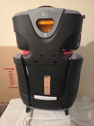 Silla infantil para coche marca CHICCO