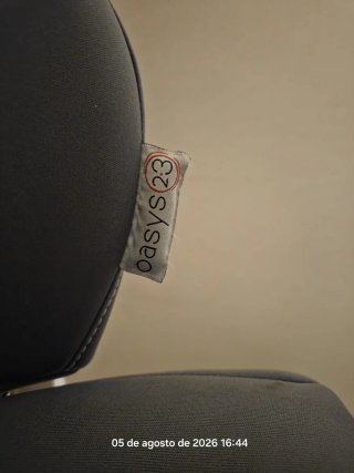 Silla infantil para coche marca CHICCO