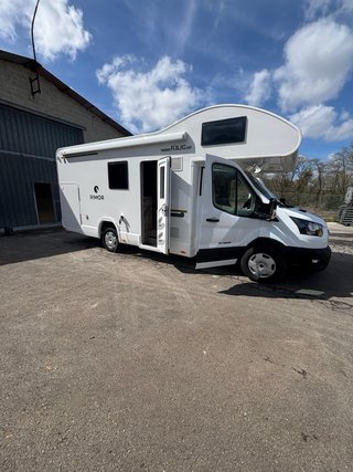 Campa exterior para gusrderia de autocaravanas