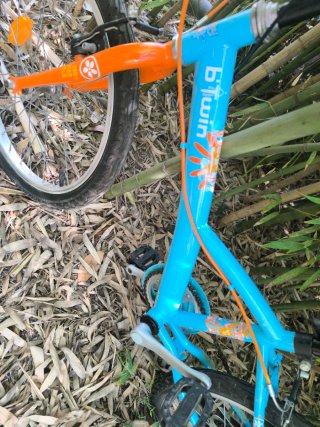 Bicicleta infantil B'Twin azul