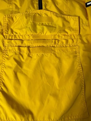 Cortavientos Tommy Jeans Amarillo