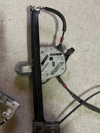Elevalunas y Cristales Delanteros Seat Ibiza