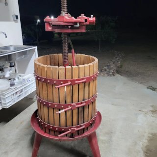 Prensa para hacer vino