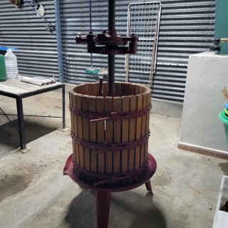 Prensa para hacer vino