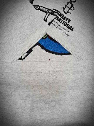 Vintage 90's "Amnesty International"