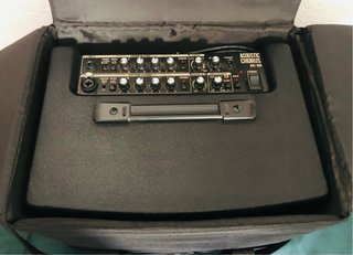 Amplificador Roland AC-60 Negro