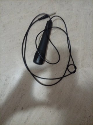 Altavoz DHG con micrófono