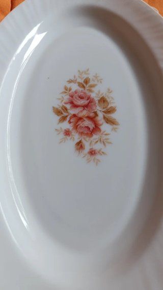 Bandeja ovalada Arcopal flores vintage