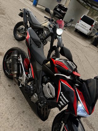 Kawasaki Z800e